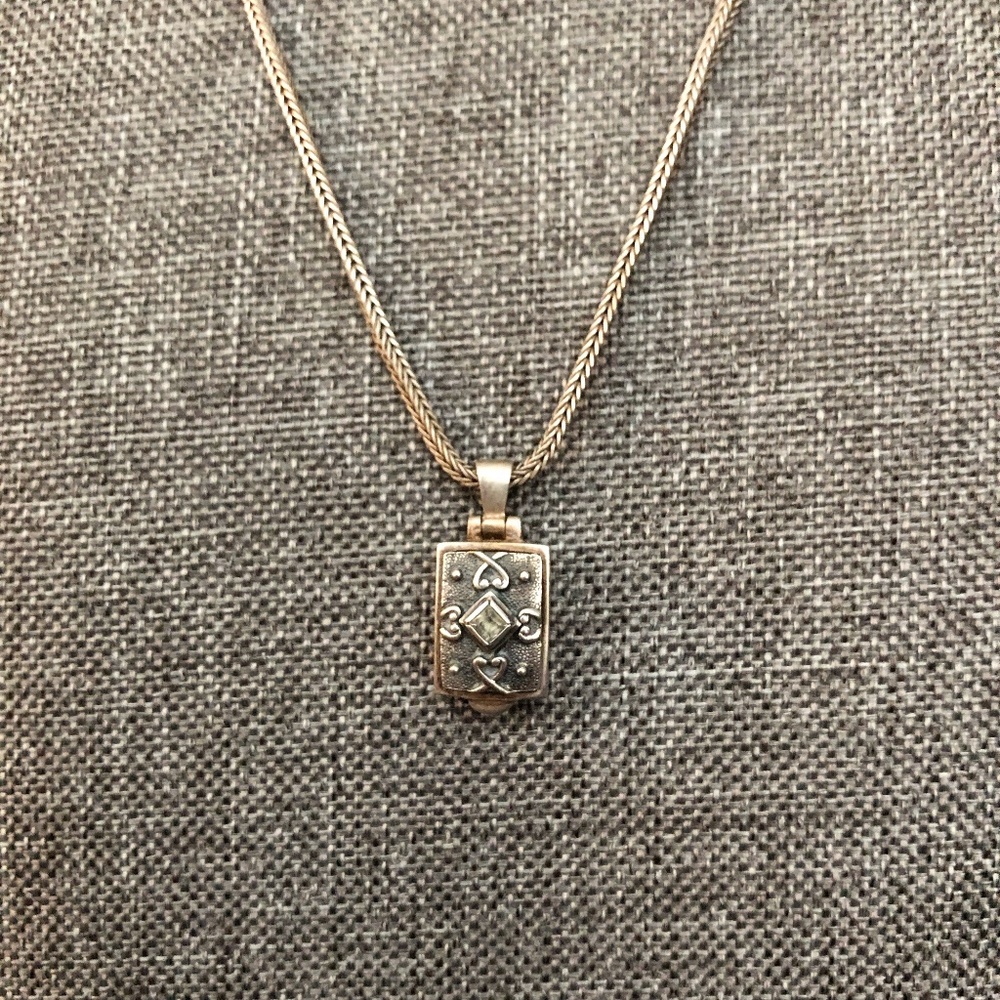 Anatoli Vintage Locket and Chain/ 925 Silver